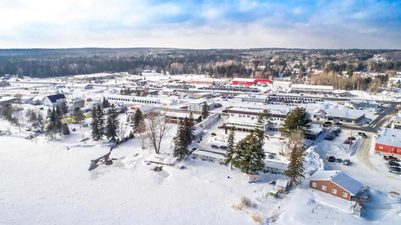 Caswell Resort Sundridge Exterior foto
