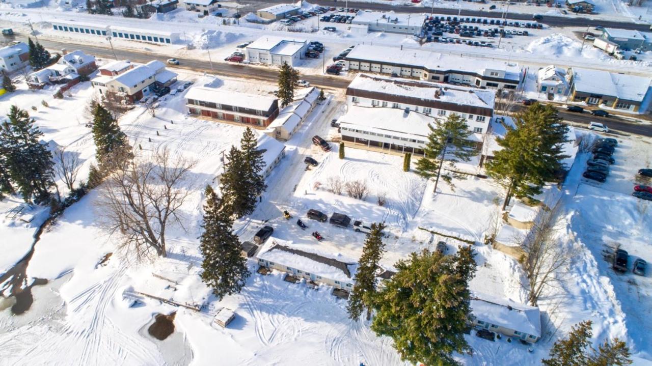 Caswell Resort Sundridge Exterior foto